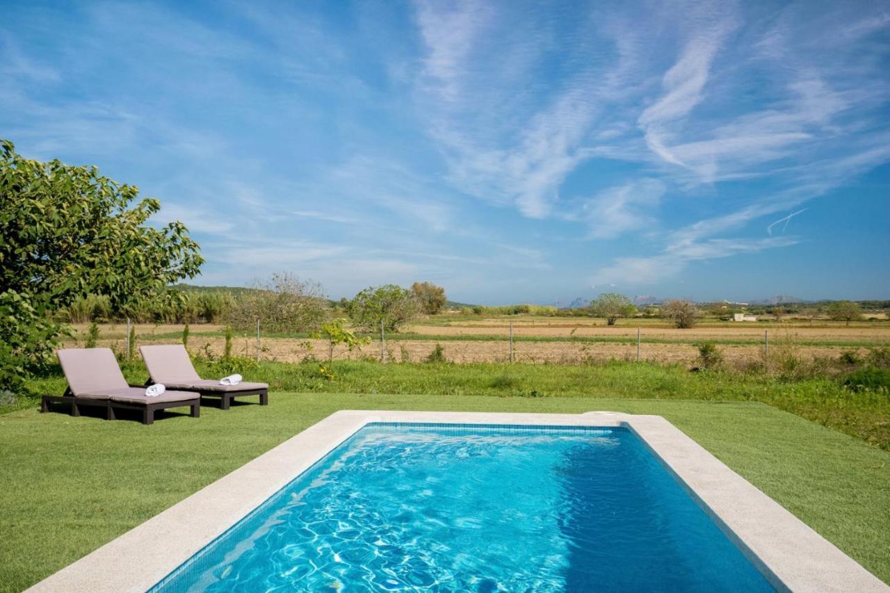Es Camp Pla Villa Sineu  Luaran gambar