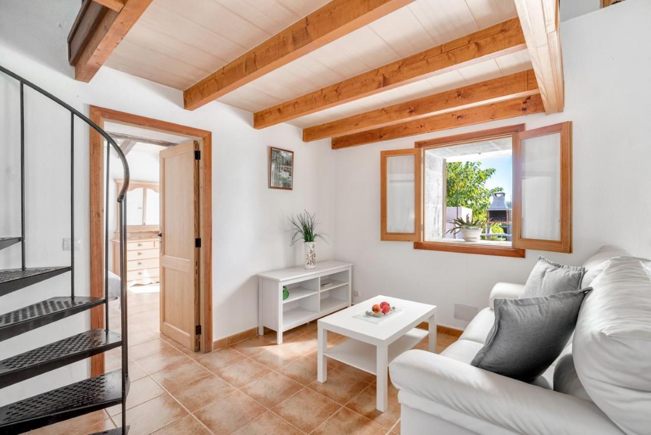 Es Camp Pla Villa Sineu  Luaran gambar